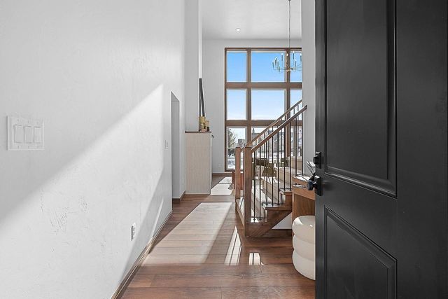 302 LANSDOWNE STREET, De Pere, WI 54115