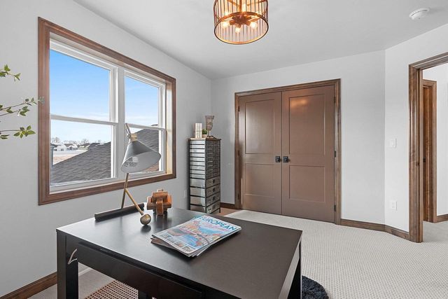 302 LANSDOWNE STREET, De Pere, WI 54115