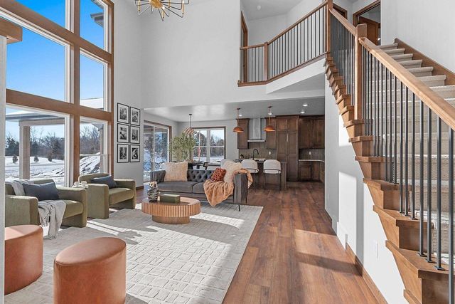 302 LANSDOWNE STREET, De Pere, WI 54115