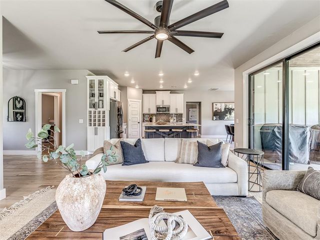 280 Old Farm Road, Edmond, OK 73034