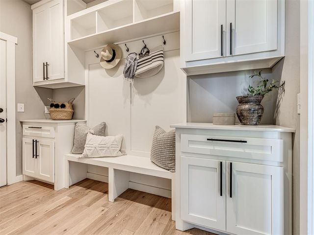 280 Old Farm Road, Edmond, OK 73034