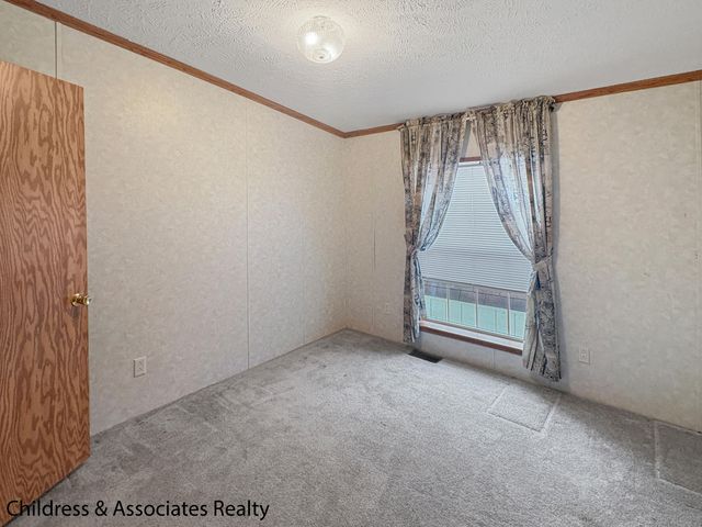 5527 Goldfinch Drive Ne, Plainfield Twp, MI 49306