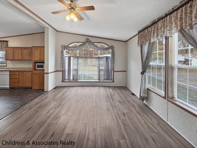 5527 Goldfinch Drive Ne, Plainfield Twp, MI 49306