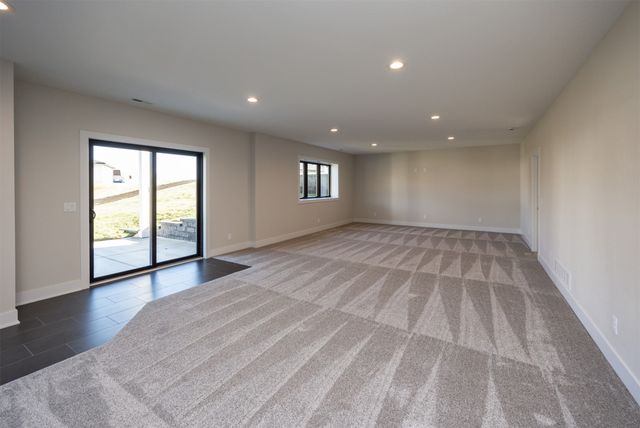 5301 175th Street, Urbandale, IA 50323