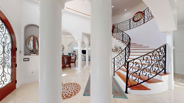 6233 BAYSHORE BOULEVARD, Tampa, FL 33611