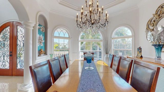 6233 BAYSHORE BOULEVARD, Tampa, FL 33611