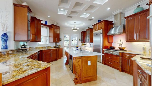 6233 BAYSHORE BOULEVARD, Tampa, FL 33611