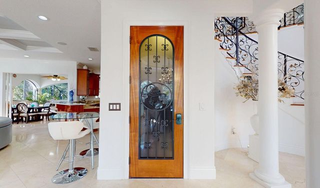 6233 BAYSHORE BOULEVARD, Tampa, FL 33611