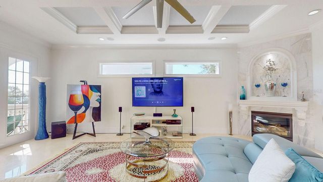 6233 BAYSHORE BOULEVARD, Tampa, FL 33611