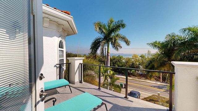 6233 BAYSHORE BOULEVARD, Tampa, FL 33611