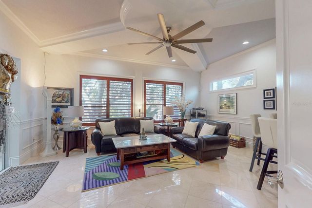 6233 BAYSHORE BOULEVARD, Tampa, FL 33611