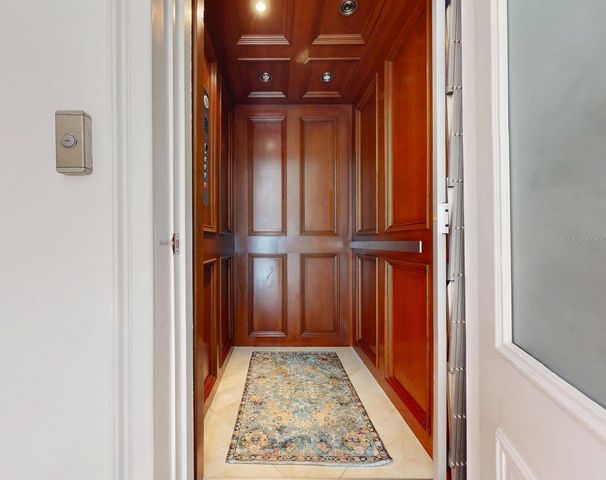 6233 BAYSHORE BOULEVARD, Tampa, FL 33611