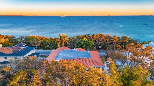 6233 BAYSHORE BOULEVARD, Tampa, FL 33611