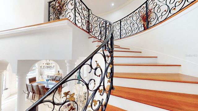 6233 BAYSHORE BOULEVARD, Tampa, FL 33611