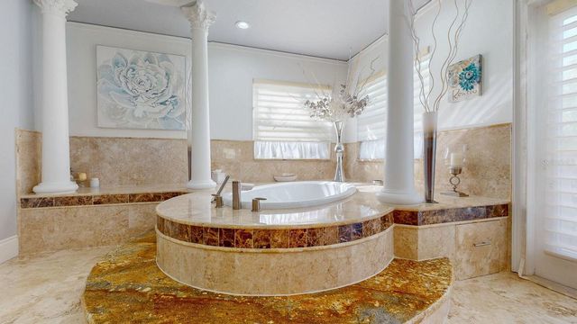 6233 BAYSHORE BOULEVARD, Tampa, FL 33611