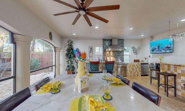 6233 BAYSHORE BOULEVARD, Tampa, FL 33611