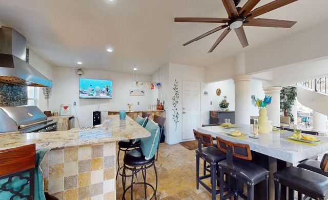 6233 BAYSHORE BOULEVARD, Tampa, FL 33611