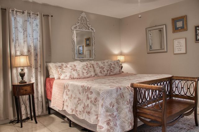 3613 Oak Ridge Drive, Bryan, TX 77802