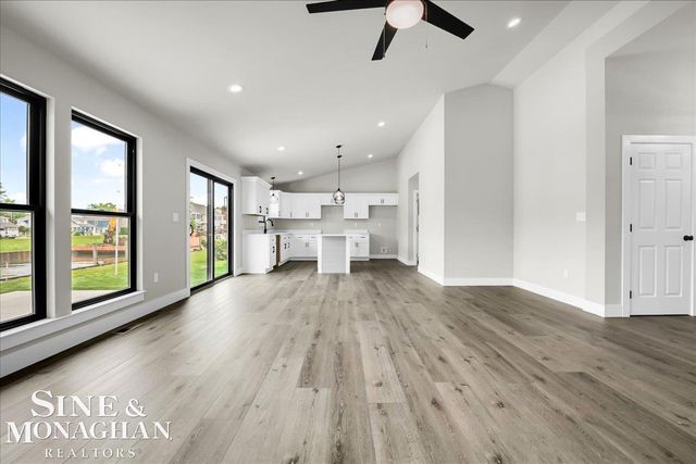 144 Channelsyde Drive, Algonac, MI 48001
