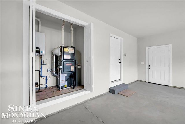 144 Channelsyde Drive, Algonac, MI 48001