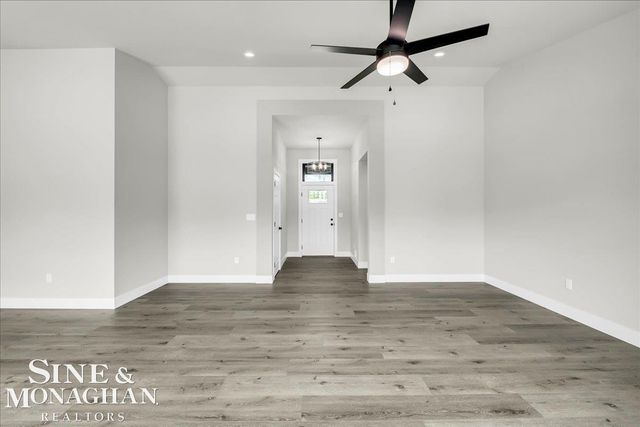 144 Channelsyde Drive, Algonac, MI 48001