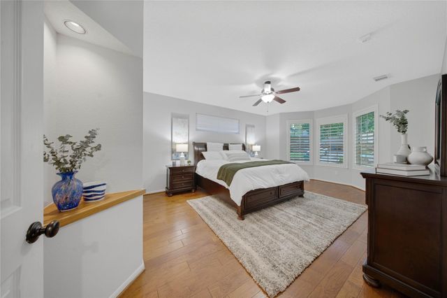 79 N Cochrans Green Circle, The Woodlands, TX 77381