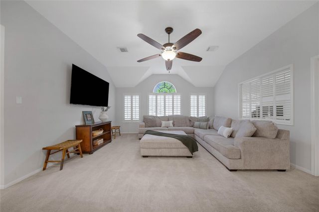 79 N Cochrans Green Circle, The Woodlands, TX 77381