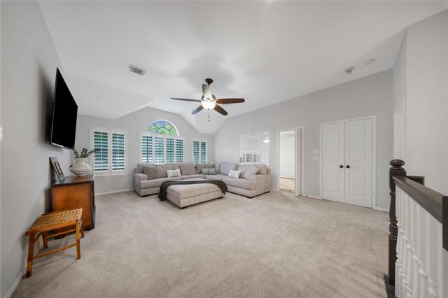 79 N Cochrans Green Circle, The Woodlands, TX 77381