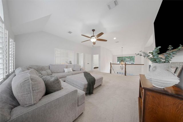 79 N Cochrans Green Circle, The Woodlands, TX 77381