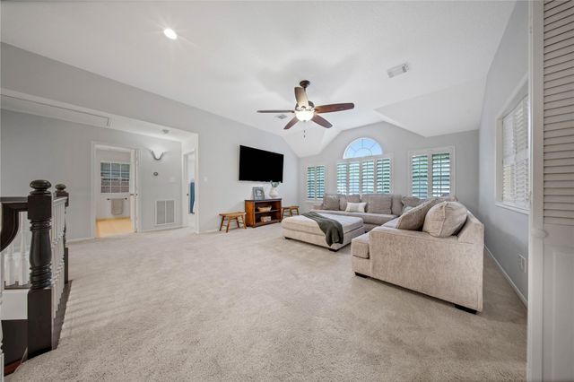 79 N Cochrans Green Circle, The Woodlands, TX 77381