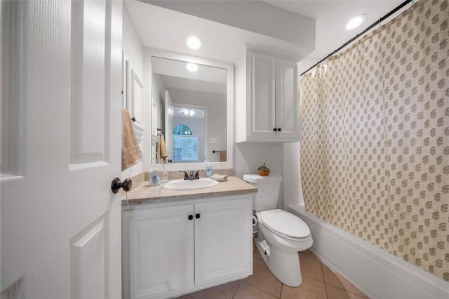 79 N Cochrans Green Circle, The Woodlands, TX 77381