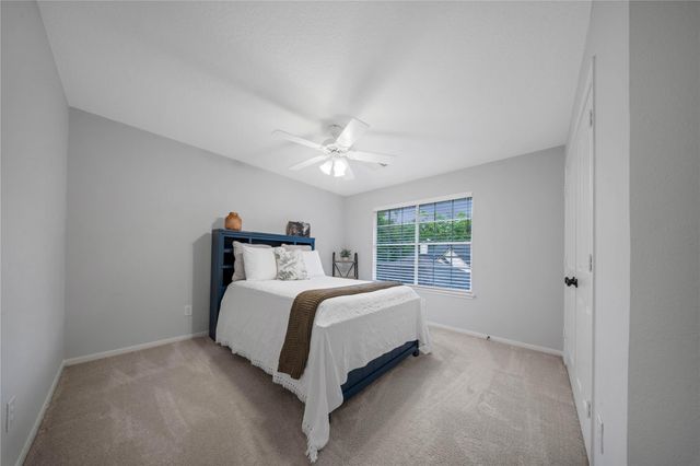 79 N Cochrans Green Circle, The Woodlands, TX 77381