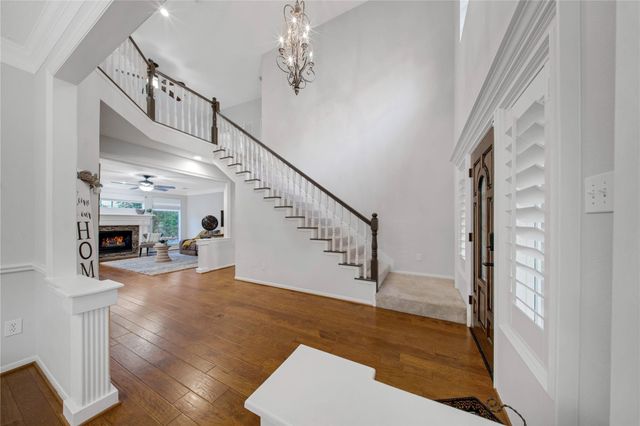 79 N Cochrans Green Circle, The Woodlands, TX 77381
