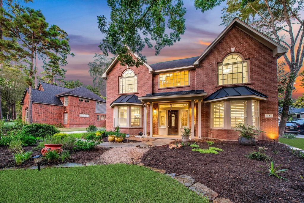 79 N Cochrans Green Circle, The Woodlands, TX 77381
