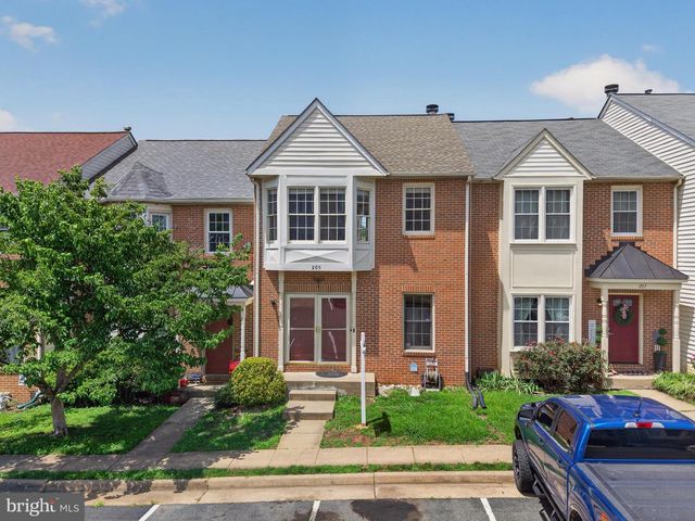 205 BRAEMAR PL, Fredericksburg, VA 22405