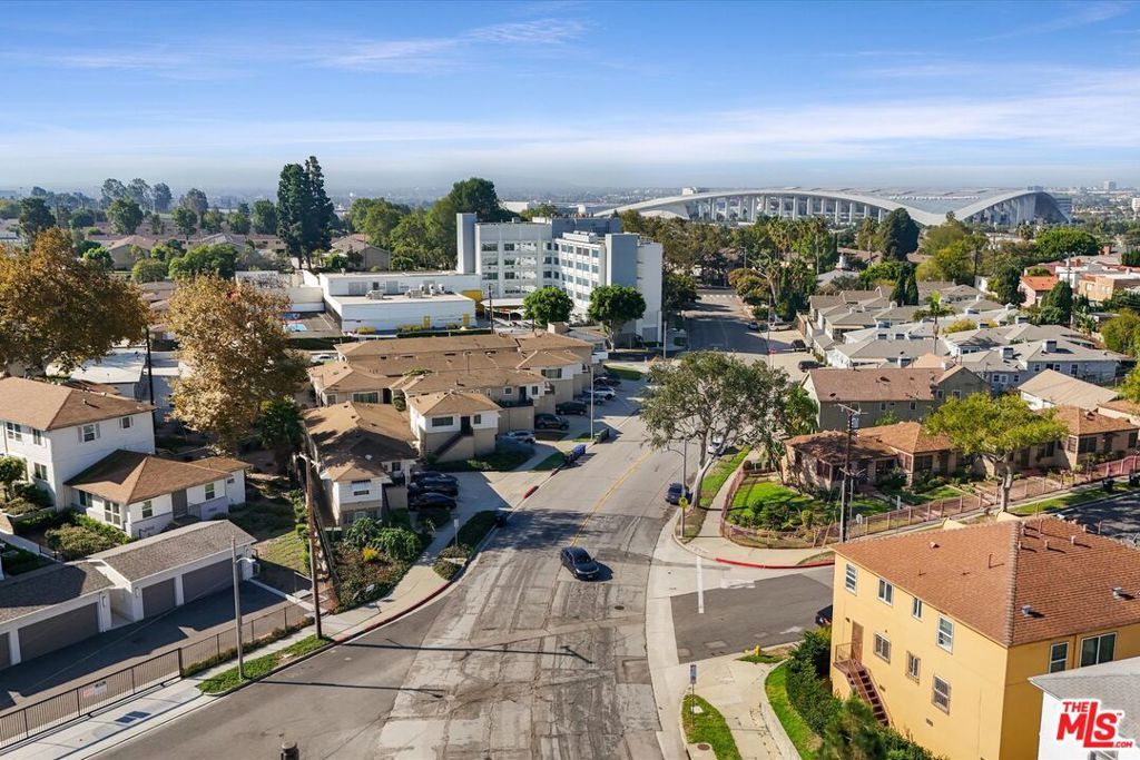 8400 Crenshaw Drive, Inglewood, CA 90305 — photo 4