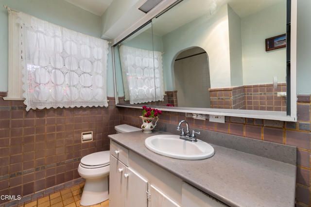 2270 E Orange Grove Boulevard, Pasadena, CA 91104