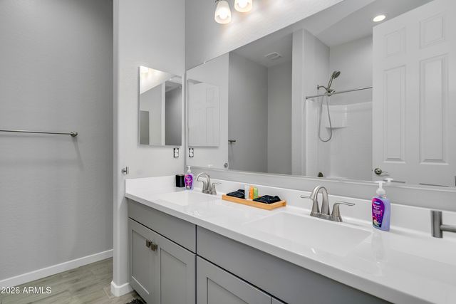 5562 N 198TH Avenue, Litchfield Park, AZ 85340