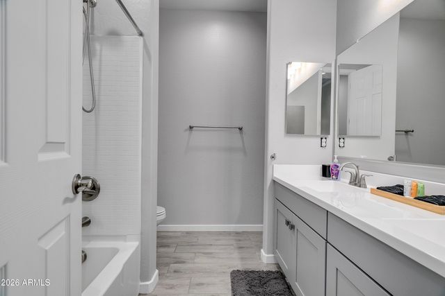 5562 N 198TH Avenue, Litchfield Park, AZ 85340