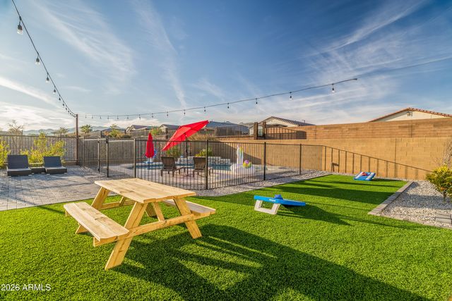 5562 N 198TH Avenue, Litchfield Park, AZ 85340