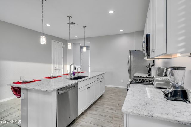 5562 N 198TH Avenue, Litchfield Park, AZ 85340
