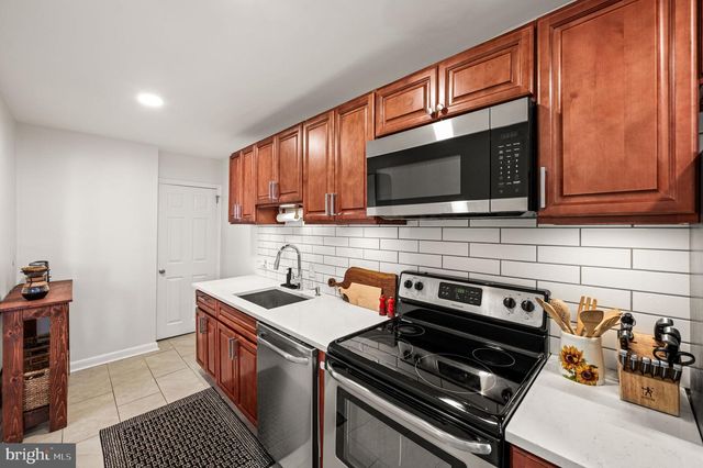 7618 BURHOLME AVE, Philadelphia, PA 19111