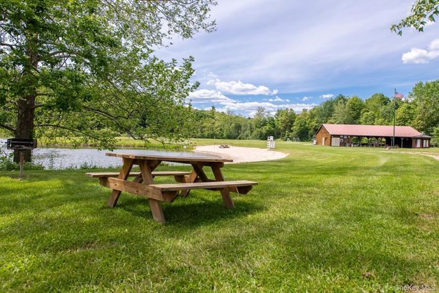 364 Clinton Hollow, Salt Point, NY 12578