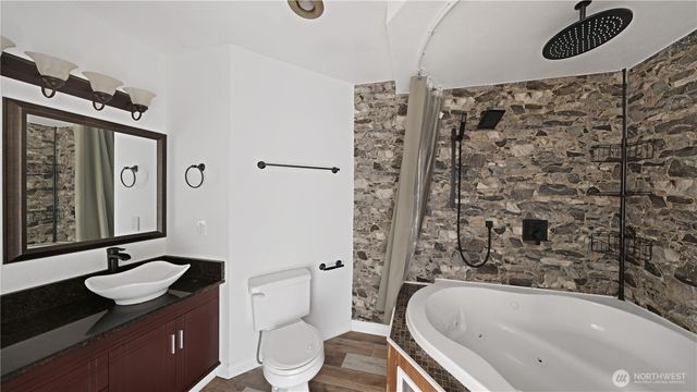 1472 SW 10th Avenue, Oak Harbor, WA 98277