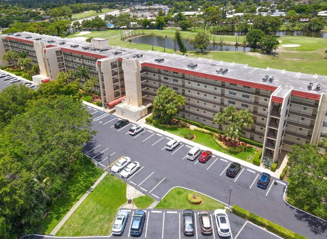 3951 Via Poinciana 511, Greenacres, FL 33467