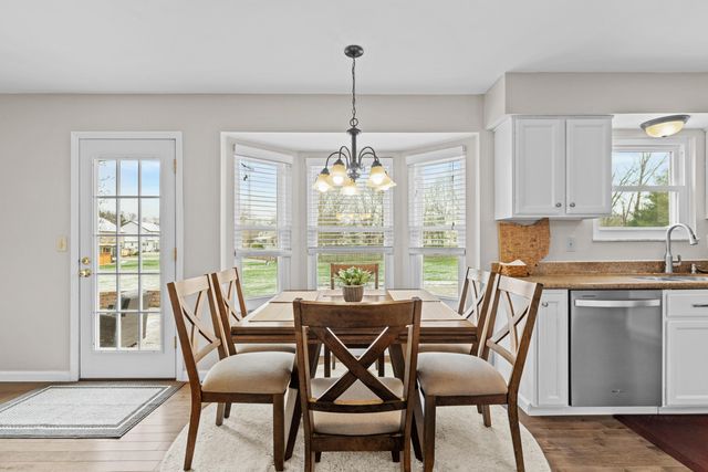 498 Beaverbrook Drive, Columbus, OH 43230