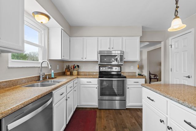 498 Beaverbrook Drive, Columbus, OH 43230