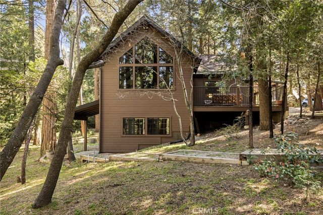 27902 Squirrel, Lake Arrowhead, CA 92352