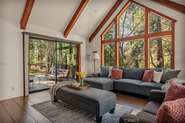 27902 Squirrel, Lake Arrowhead, CA 92352