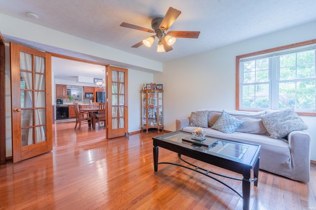 7151 W Cavewood Court, Bloomington, IN 47403